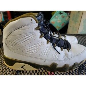 Nike Air Jordan Retro 9  2015 Statue Militia Green 302370-109 Men’s Size 12 US